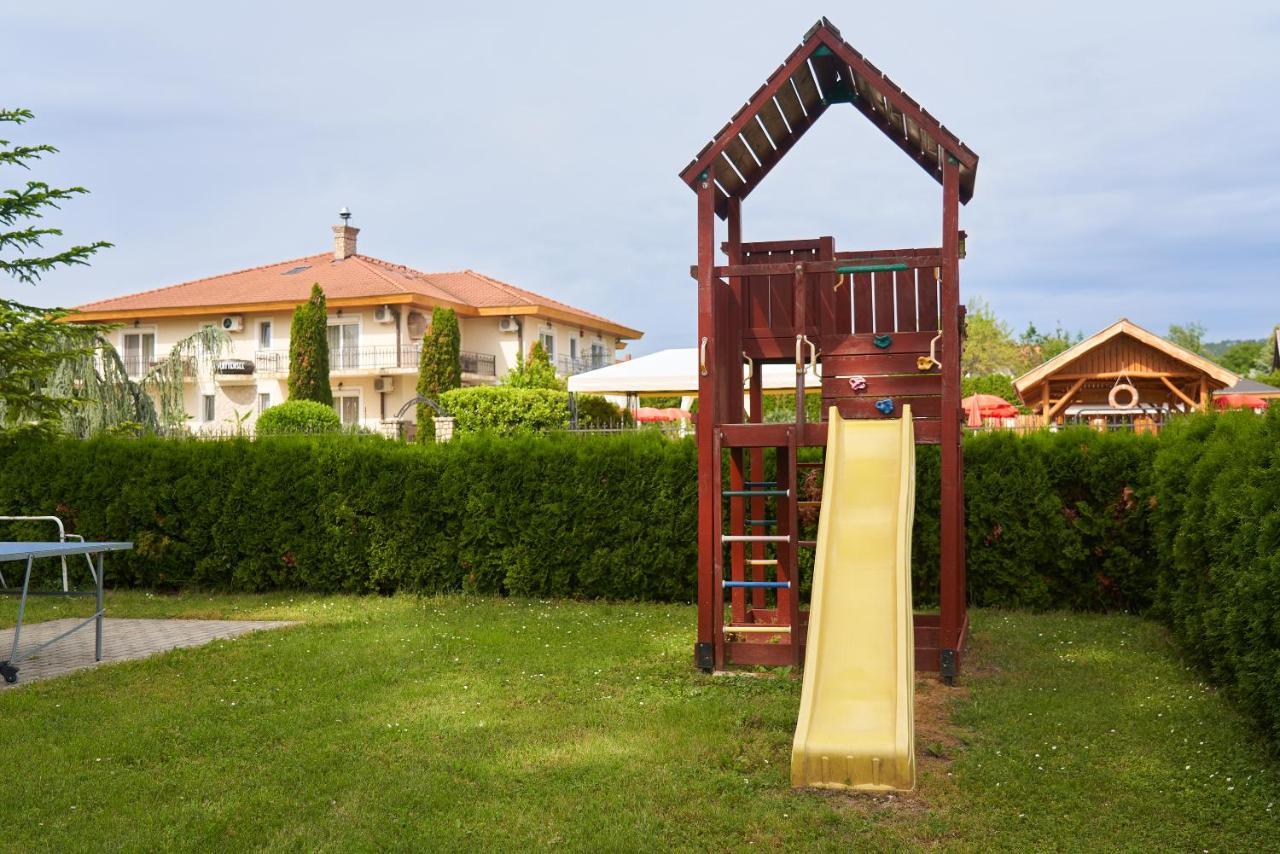 Villa Plattensee Vonyarcvashegy Exteriör bild